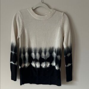 Simply Vera Vera Wang Ombre Black and Cream Sweater
